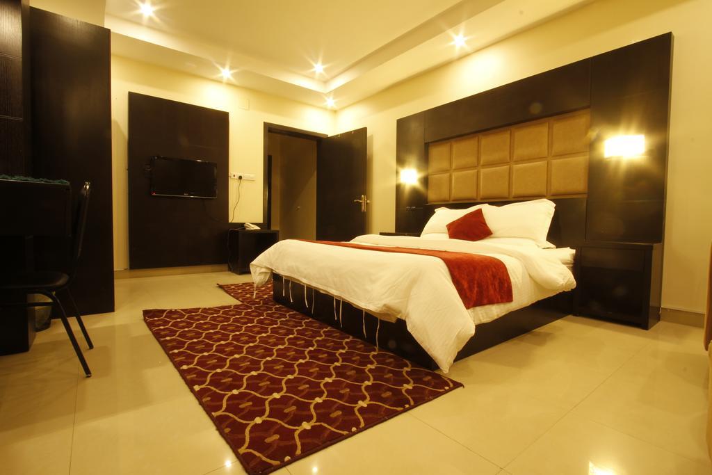 Manazel Al Hamra Apartment 2 Бурайда Екстериор снимка