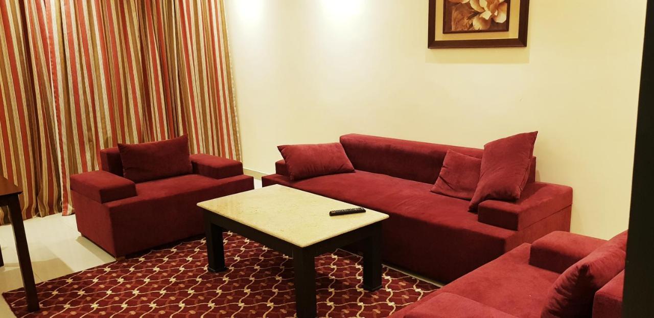 Manazel Al Hamra Apartment 2 Бурайда Екстериор снимка